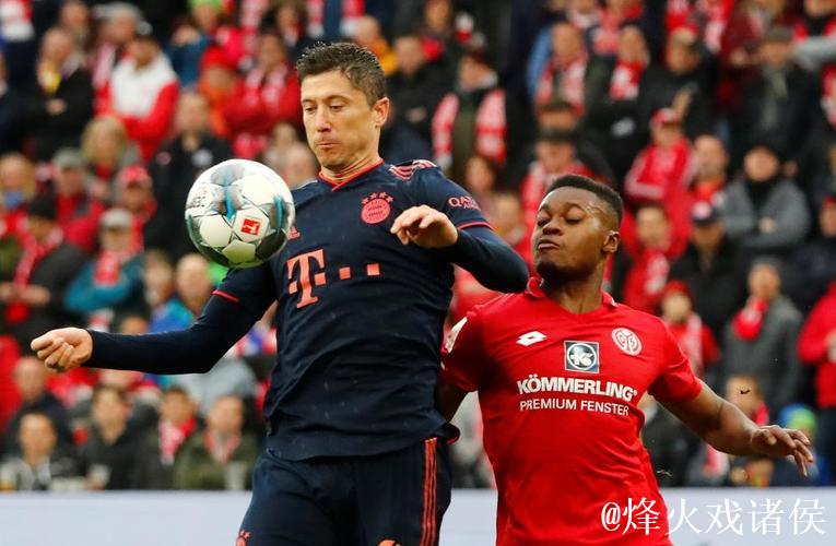 德甲-莱万穆勒蒂亚戈接连进球 拜仁客场3-1取胜 德甲-莱万穆勒蒂亚戈接连进球 拜仁客场3-1取胜